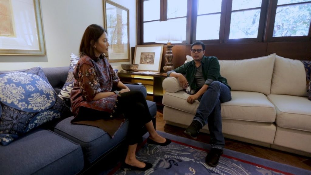 Iwan Tirta Home-Identitas Lokal di Dunia Internasional